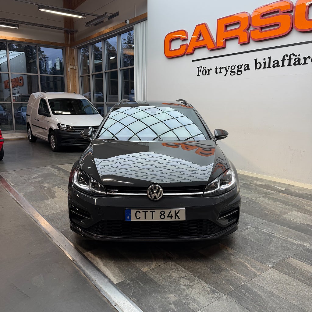 Volkswagen Golf I Sc 1.5 TSI GT R-line Carplay Backkamera Värmare Drag