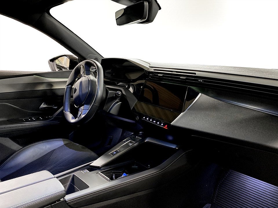 Bild på Peugeot 308 5D GT 1.2 PT 130hk Aut - B-KAMERA, CARPLAY