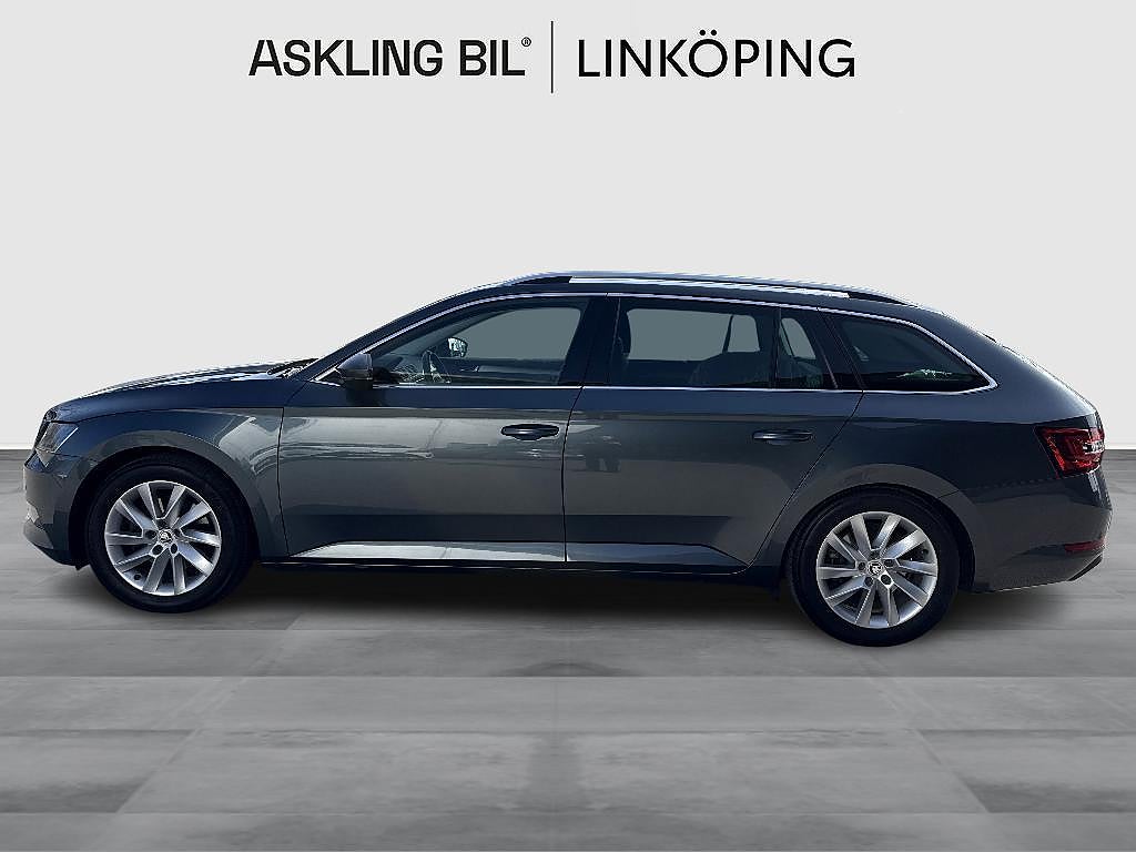 Skoda Superb 2018 - miniatyr 3