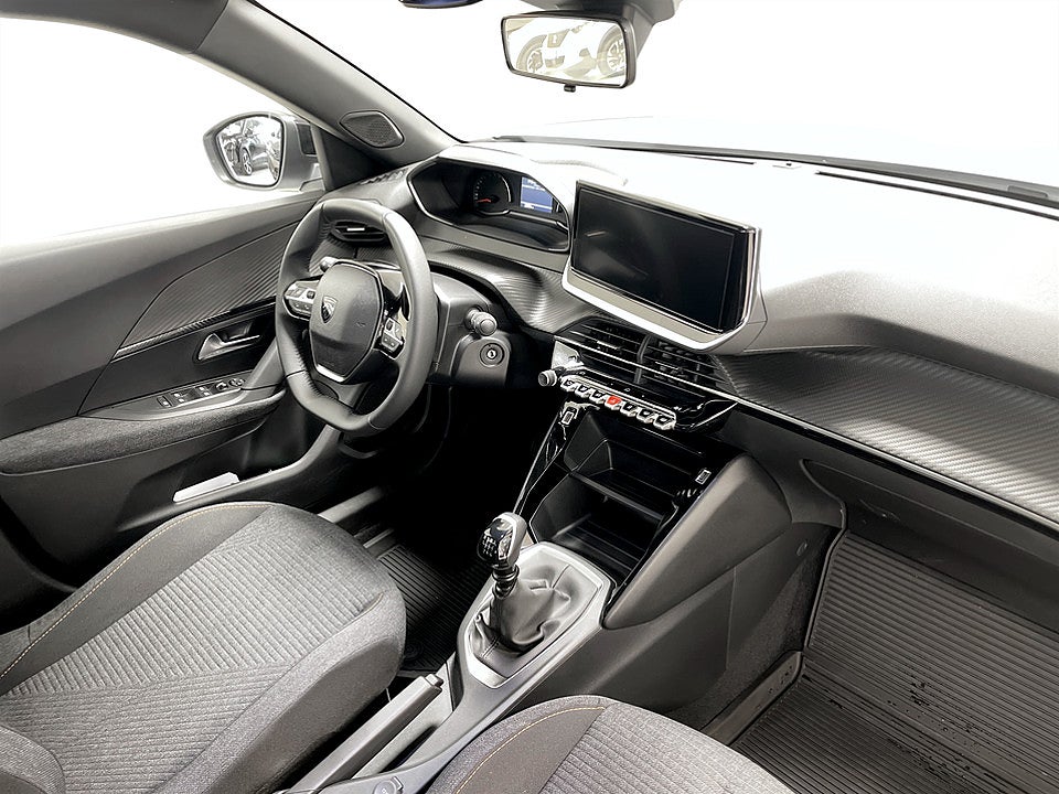 Bild på Peugeot 2008 Style Winter Edition 1.2 PT 100hk B-KAMERA NAVI