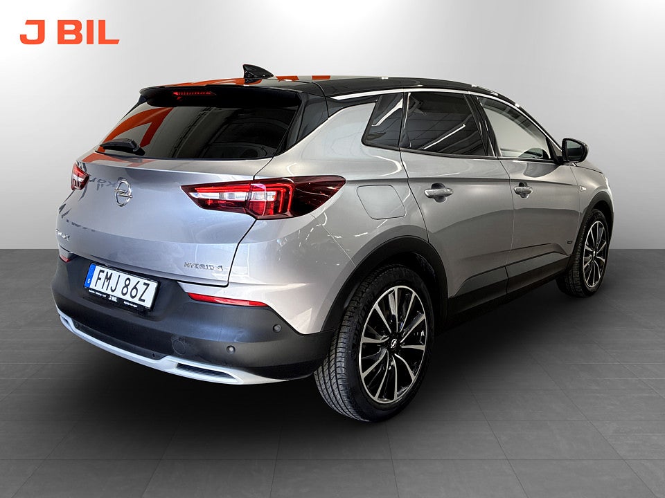 Bild på Opel Grandland X Ultimate Hybrid4 PHEV 300hk 4WD B-KAMERA ELSTOL
