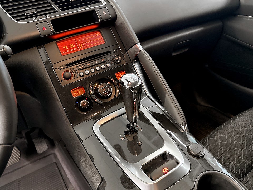 Bild på Peugeot 3008 Active 1.6 e-HDi 114hk Aut FARTHÅLLARE EN ÄGARE