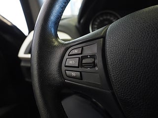 Halvkombi BMW 118I 16 av 20