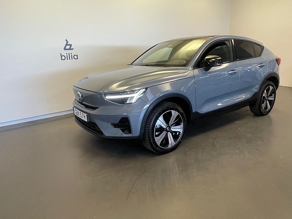 Volvo C40 Recharge Core/ Navigation/ Bakkamera/ Panoramatak/