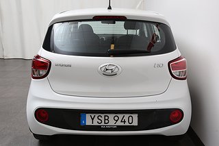 Halvkombi Hyundai i10 5 av 15