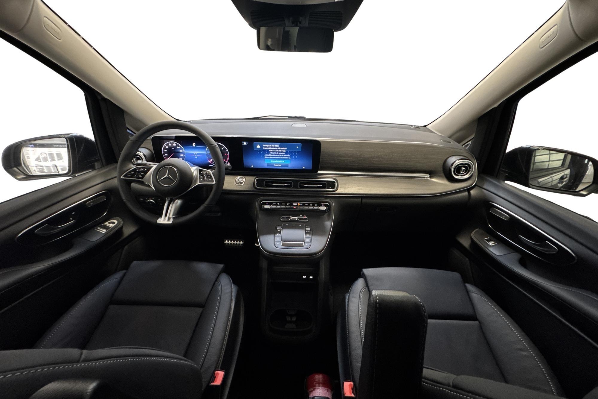 Mercedes-Benz V 2025, photo 7/40