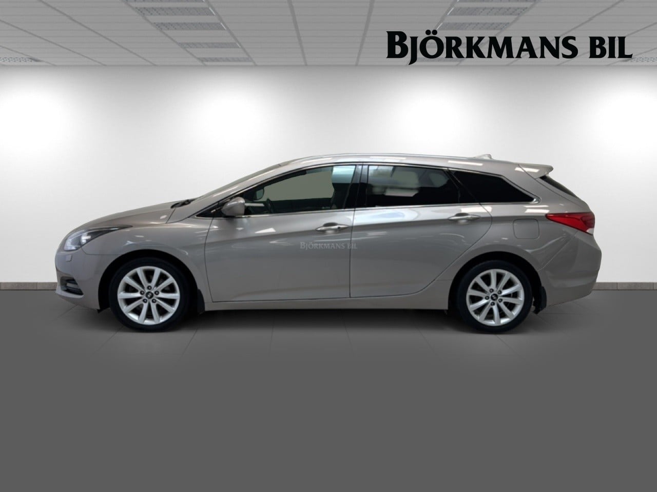 Hyundai i40 1.7 CRDi DCT AUTOMAT 141HK 2017, bild 4/10