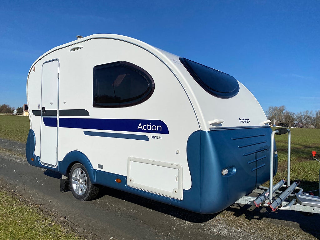 Adria Action 361 LH Långbäddar/ Förtält/ Cykelställ/ 1000kg