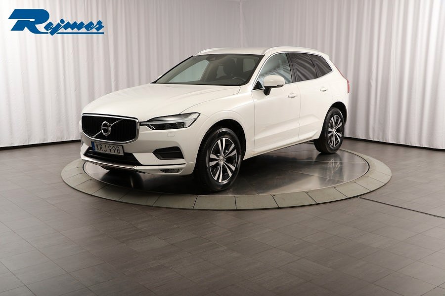 Volvo XC60 B4 AWD Diesel Momentum Advanced SE