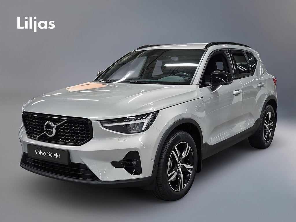 Volvo XC40 B3 FWD Bensin Plus Dark