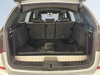 BMW X3 xDrive30e M Sport 1 ägare Cockpit Drag Kamera Pvärm SoV – bild 12