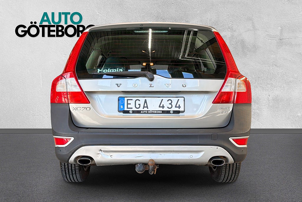 Volvo XC70 2.4D AWD Geartronic Momentum 2-Ägare Dragkrok Välservad