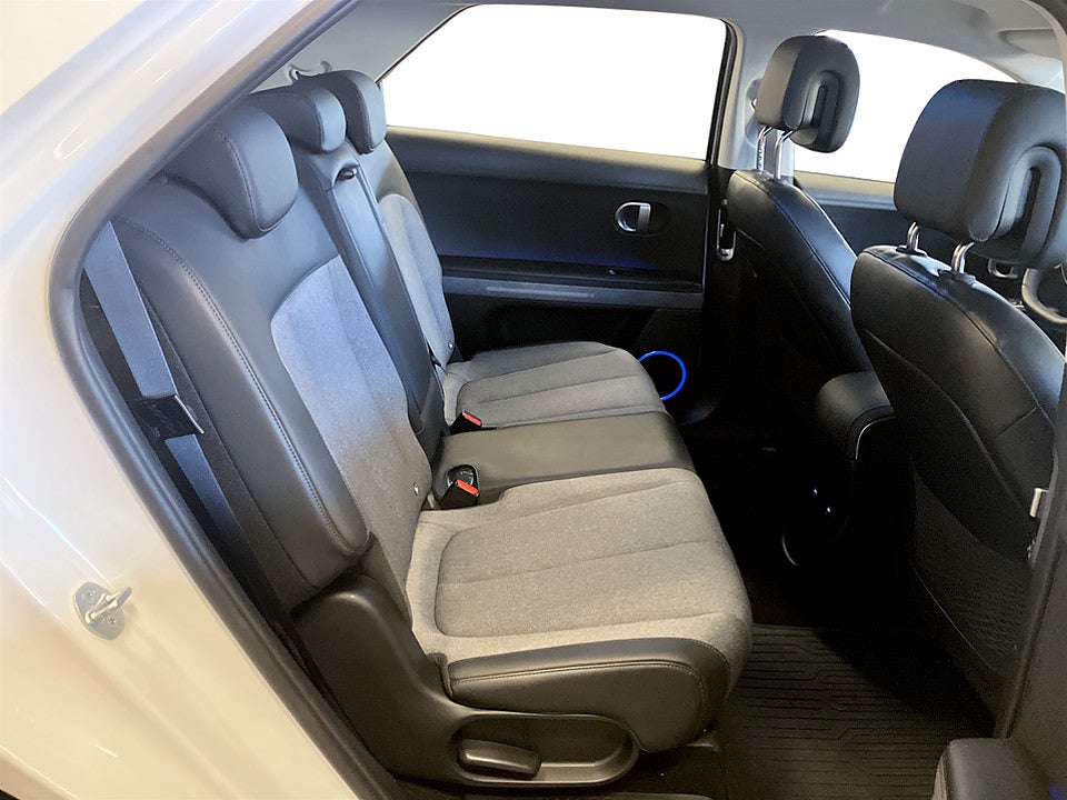 Bild på Hyundai IONIQ 5 Essential 77kWh 228hk Aut B-KAMERA CARPLAY