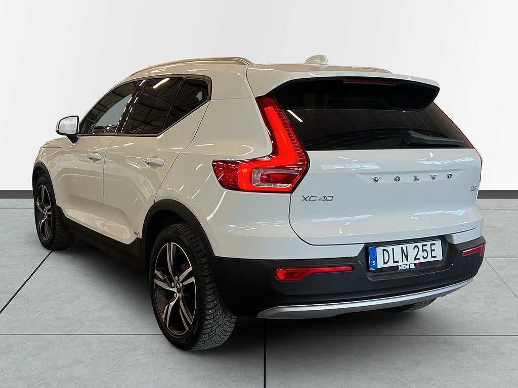 Volvo XC40 D3 Geartronic Momentum S&V-hjul/Kamera/Navi/Dvärm