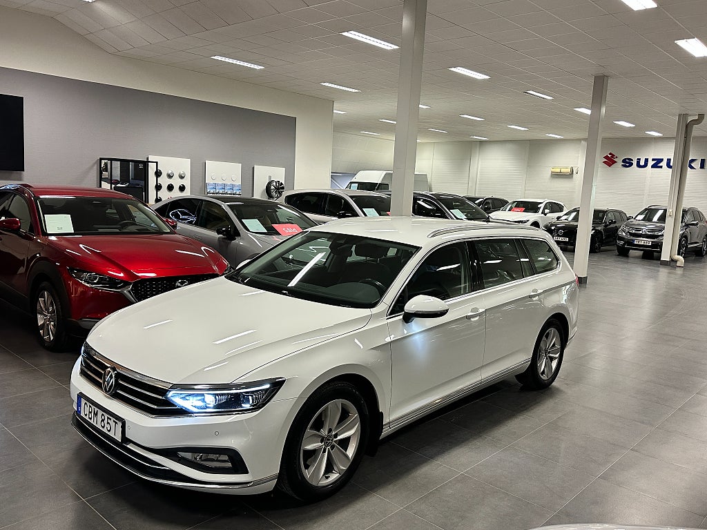 Volkswagen Passat Sportscombi 2.0 TDI DPF SCR Elegance, GT, Drag, V-Hjul