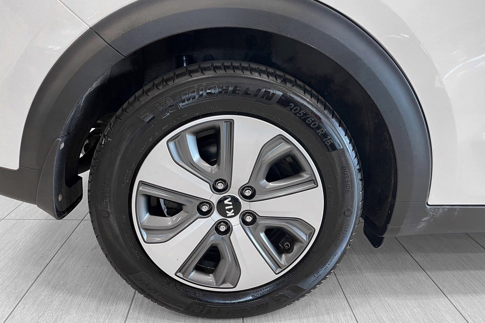 Kia Niro Plug-in Hybrid DCT Advance 2019, kuva 6/58