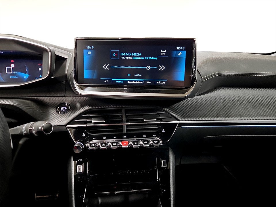 Bild på Peugeot 2008 GT 1.2 PT 130hk Aut - B-KAMERA, CARPLAY