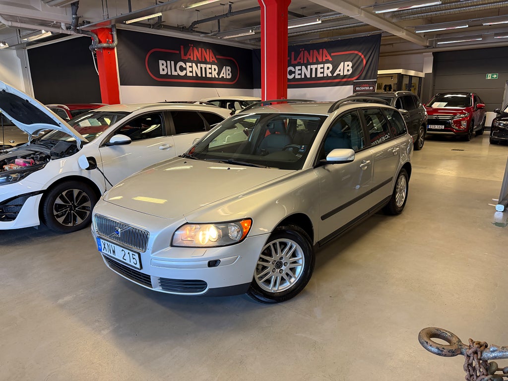 Volvo V50 1.6 3 ägare Ny servad Motorvärmare Låg årsskatt SoV