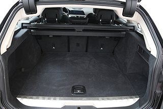 Kombi BMW 330e 24 av 26