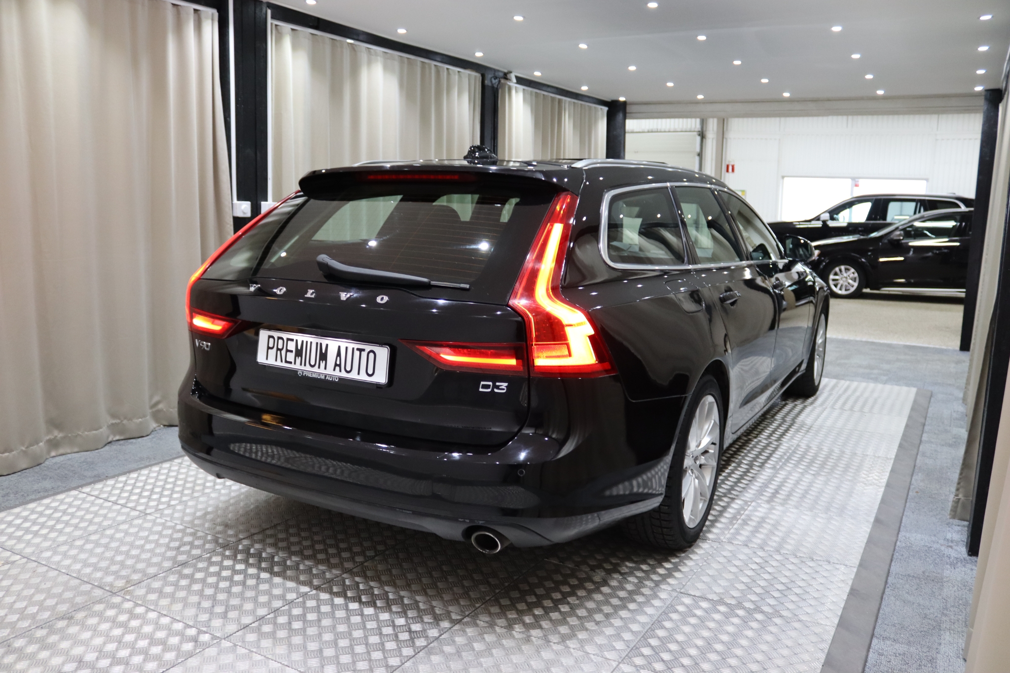 Volvo V90 2018, bild 6/49