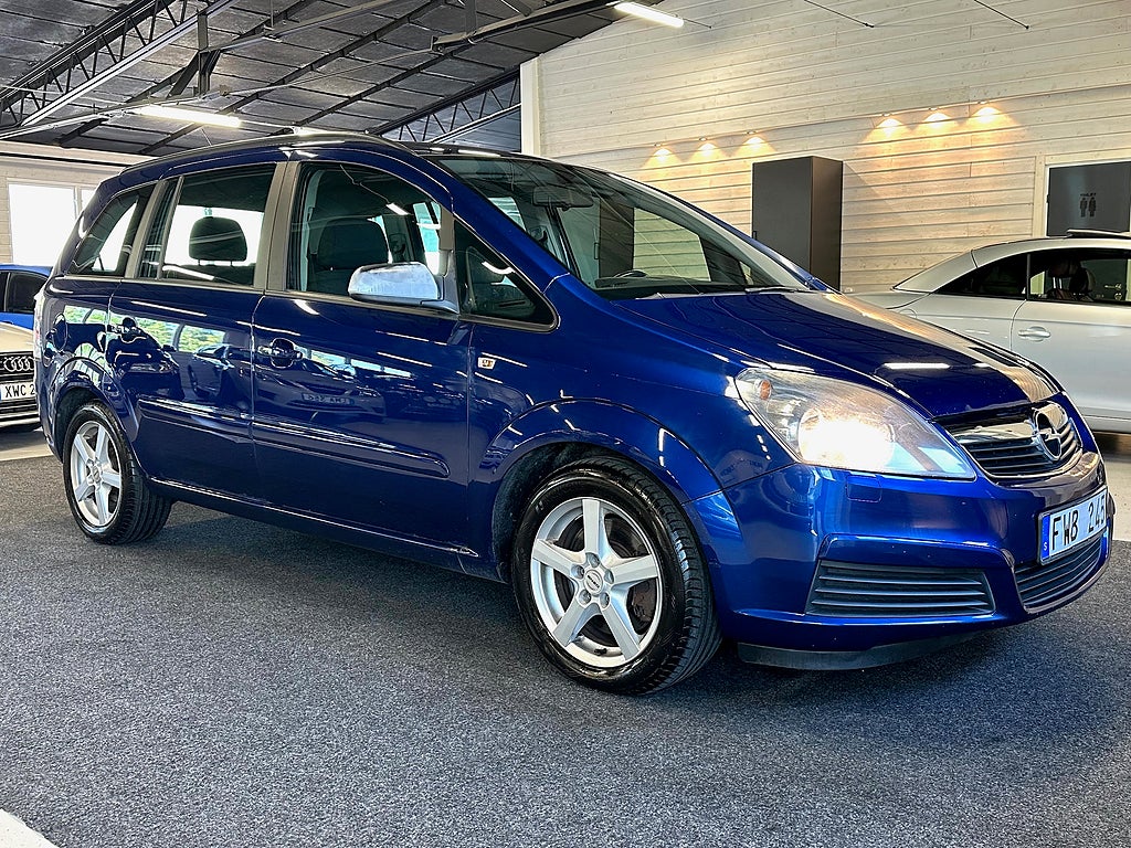Opel Zafira 1.9 CDTI | 7-sits| Ny Besiktigad| 150hk