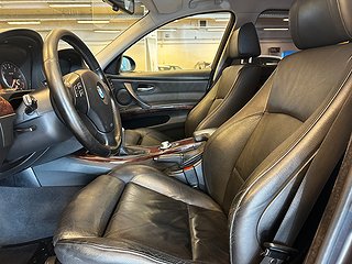 BMW 330 i Sedan 258hk Nyservad/LågSkatt/Skinn/SoV/MoK