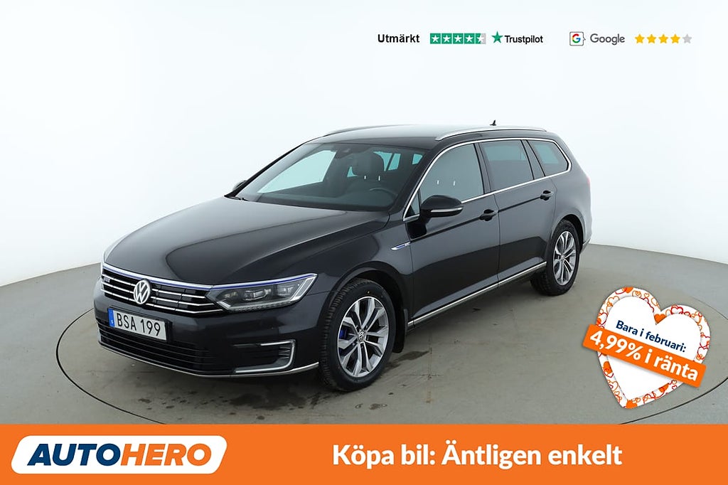 Volkswagen Passat Variant GTE / Värmare, Dragkrok, CarPlay