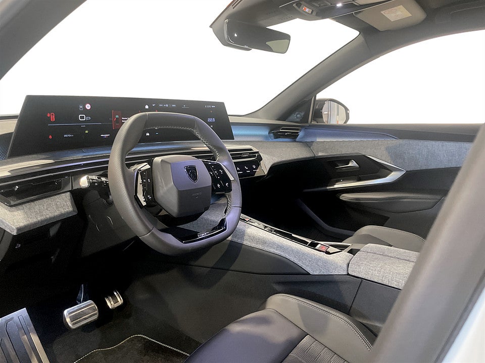 Bild på Peugeot 3008 GT Hybrid 145hk Aut B-KAMERA CARPLAY