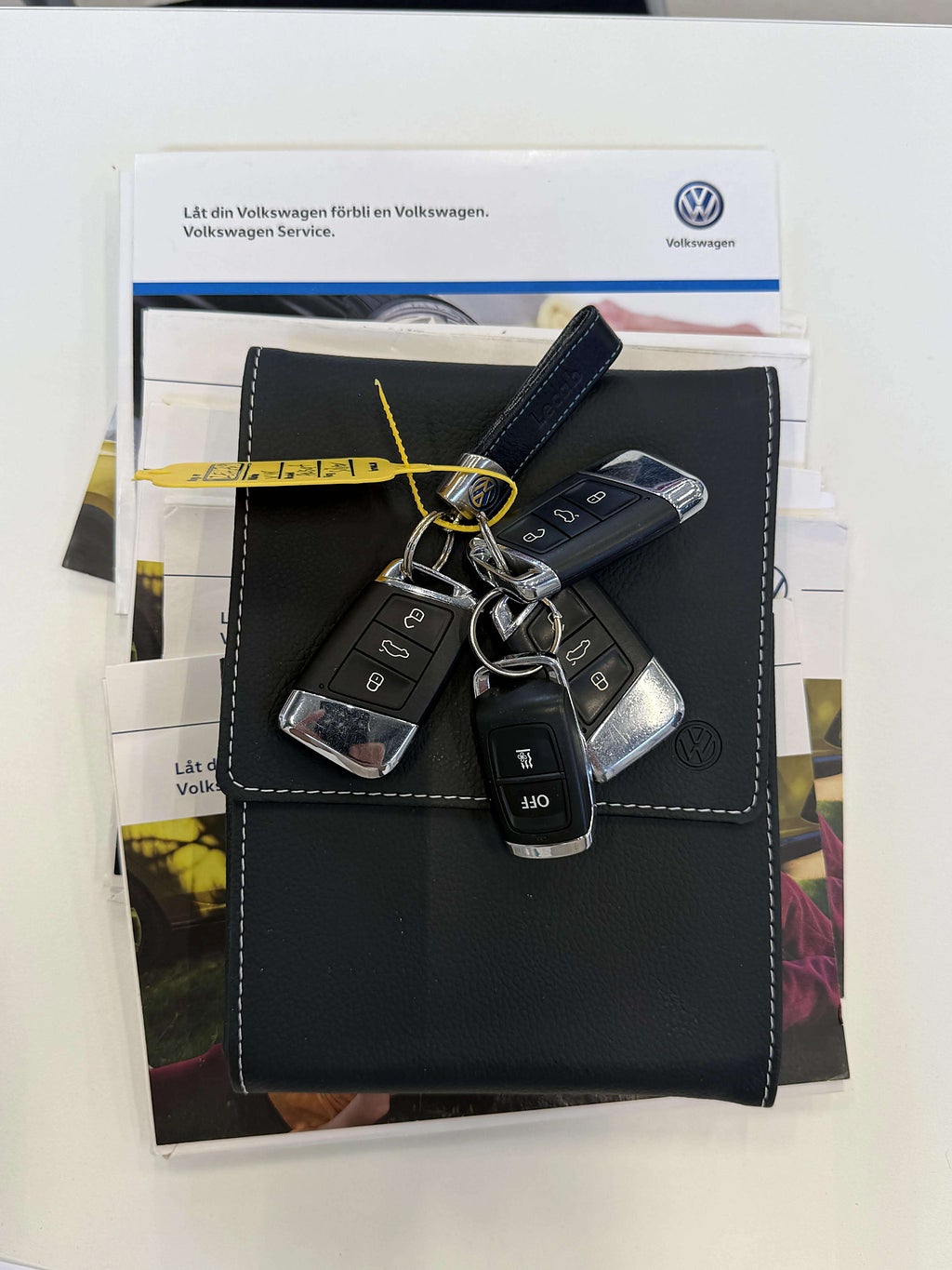 Volkswagen Passat Sportscombi 2.0 TDI R-Line 4Motion GT *12 mån garanti* - miniatyr 26
