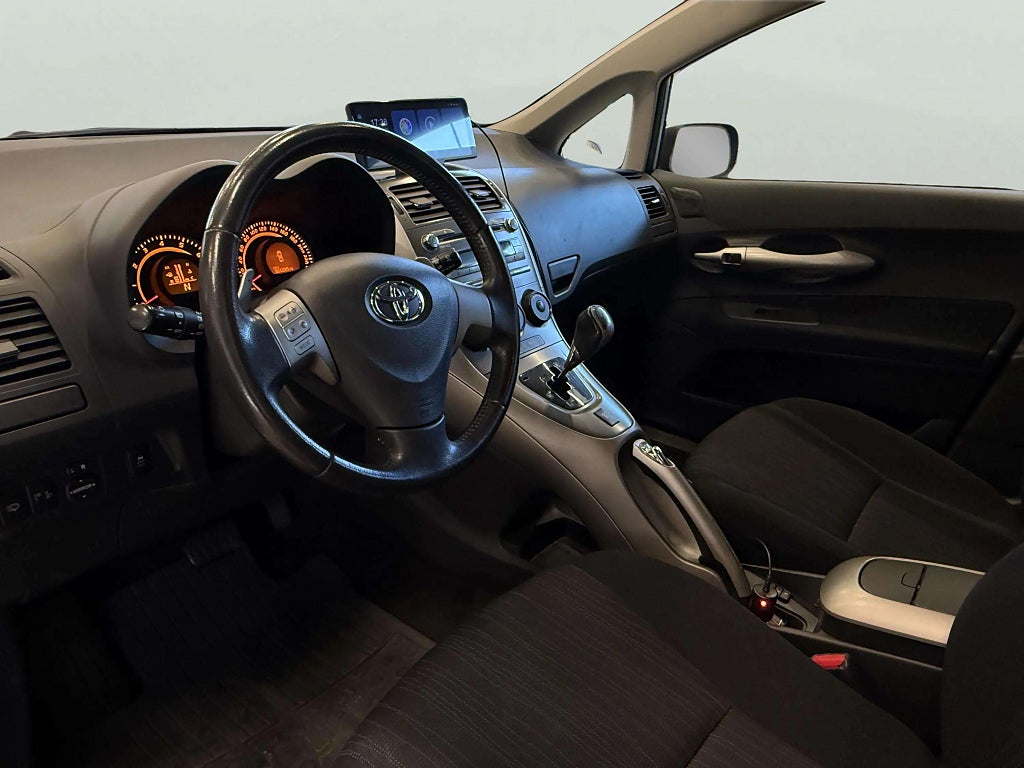 Toyota Auris 5-dörrar 1.6 Dual VVT-i Automat  Carplay Android V-hjul - miniatyr 12