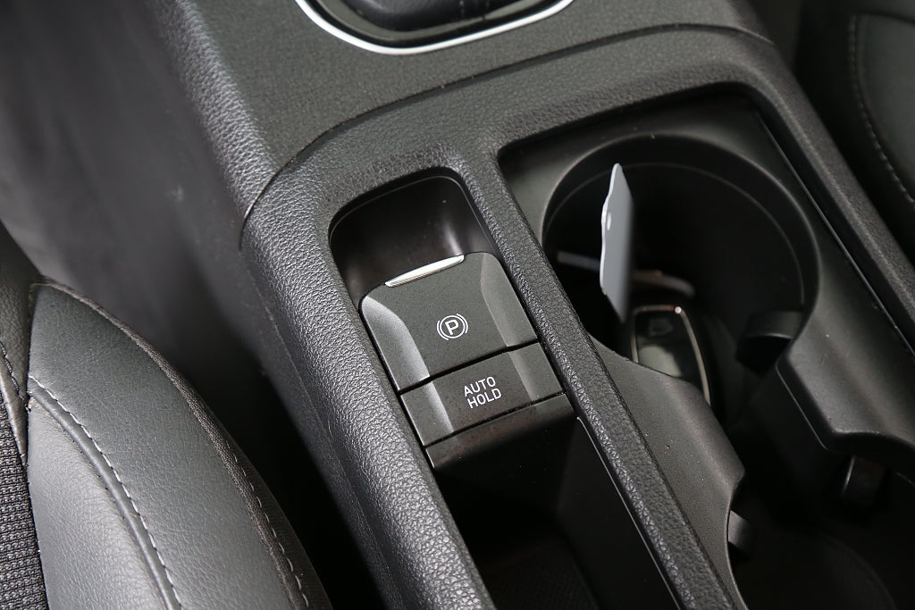 Hyundai i30 1,6  CRDi 136hk Premium Aut Kamera Navi Keyless 2018