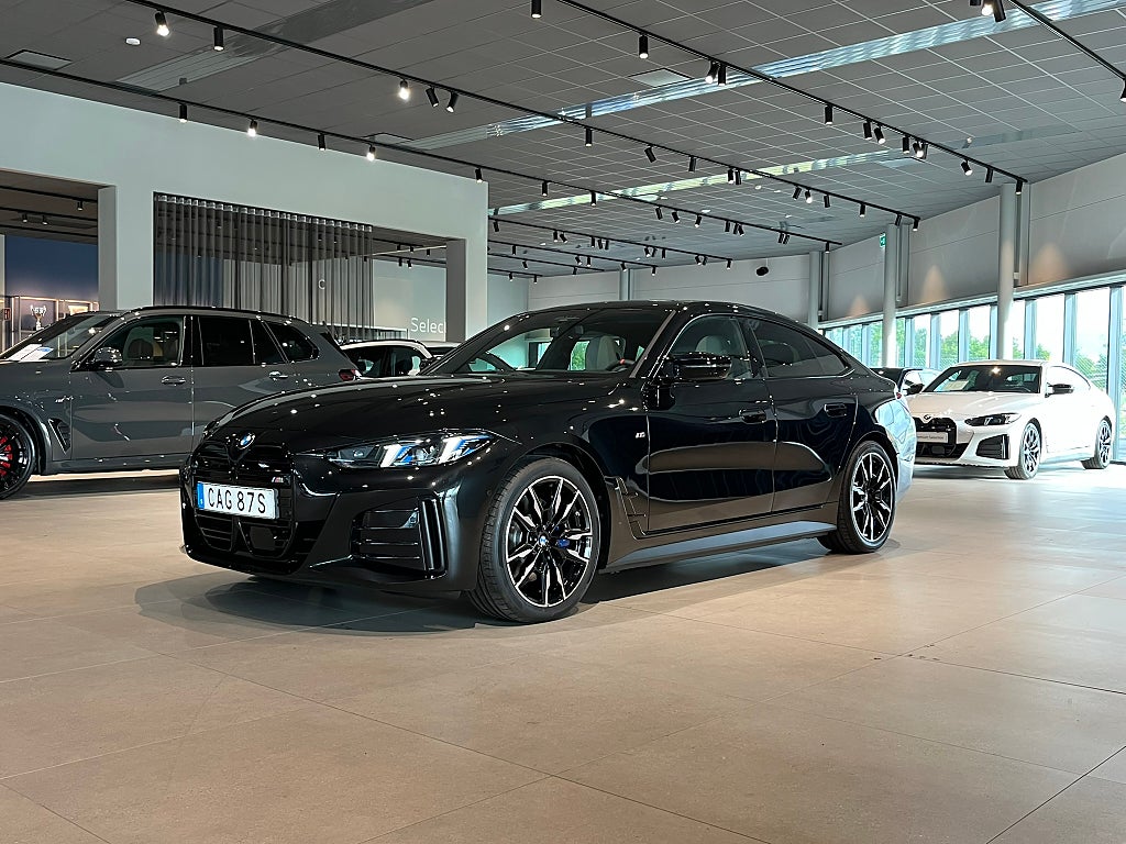 BMW i4 M60 M Sport D/A Pro Harman/Kardon Taklucka 601hk