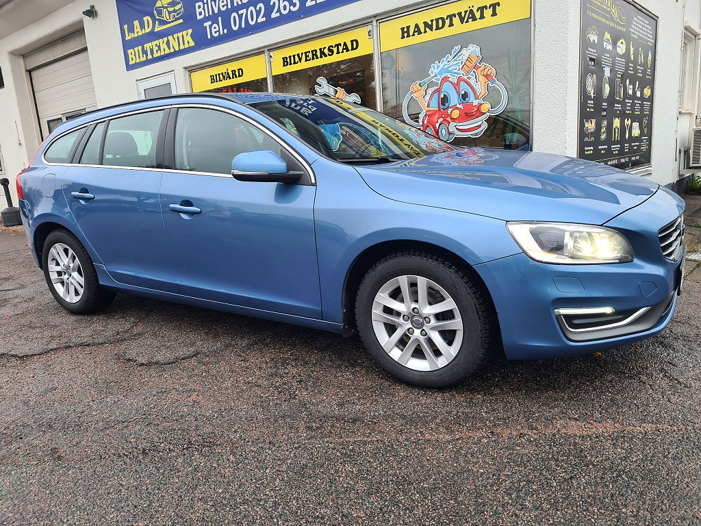 Volvo V60 T3 Momentum Euro 5