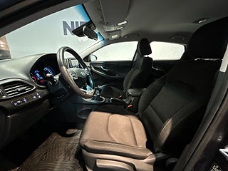 Hyundai i30 Fastback 1.4 T-GDi Trend Värmare/SoV/Kamera/Carplay – bild 10