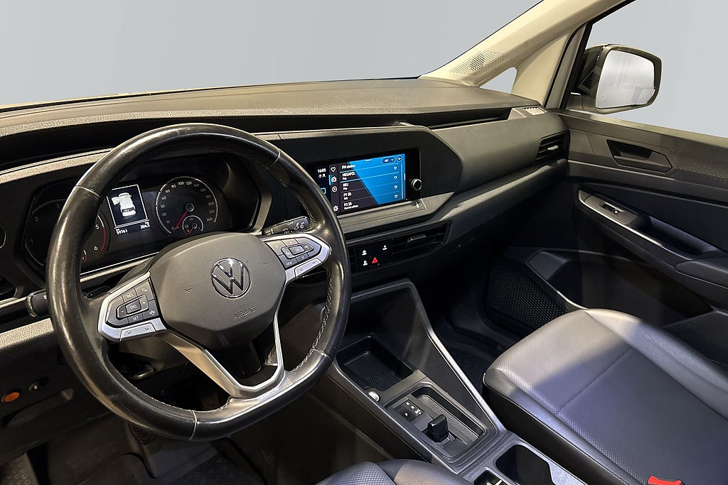 Volkswagen Caddy Maxi Cargo 2.0 TDI Dieselvärmare Backkamera LED Skinn *MOMS*