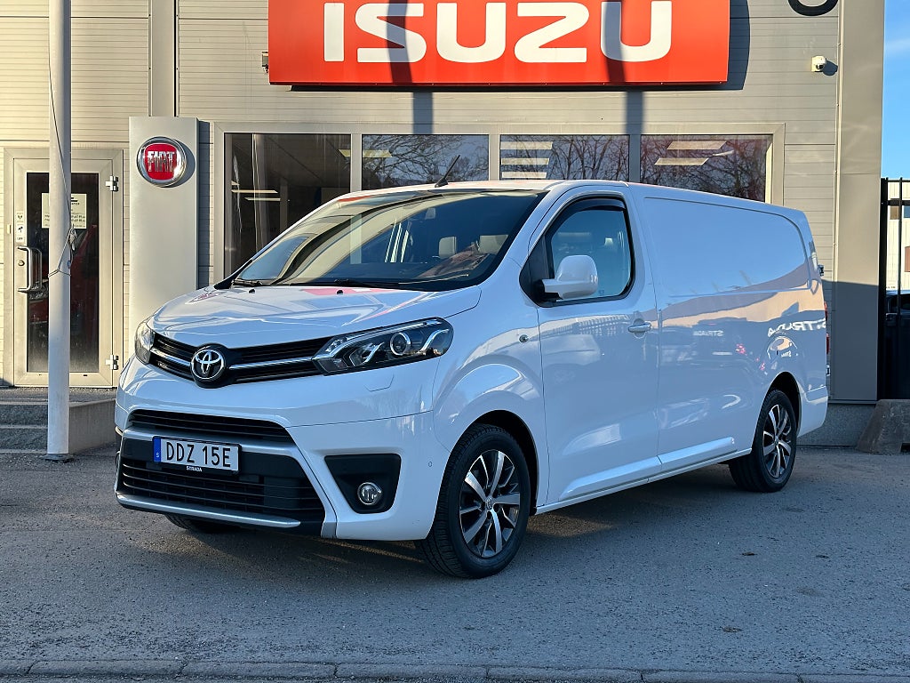 Toyota ProAce 2.0 D-4D | Verkstads inredning | Värmare | 360° | Drag