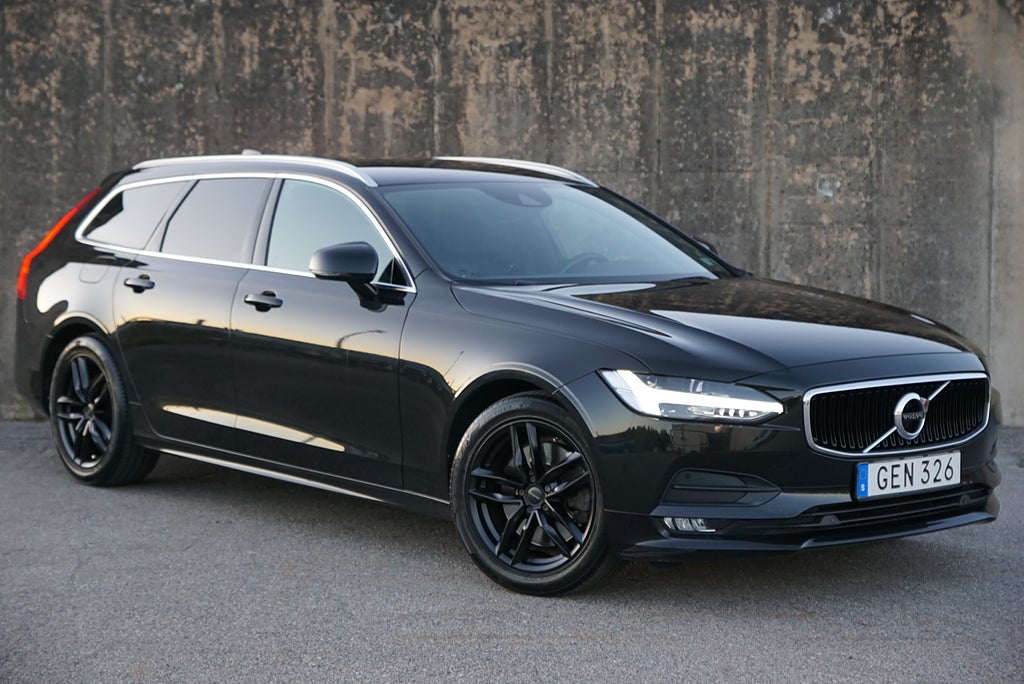 Volvo V90 T4 Geartronic Momentum|Keyless|Värmare|Adaptiv-Fart|
