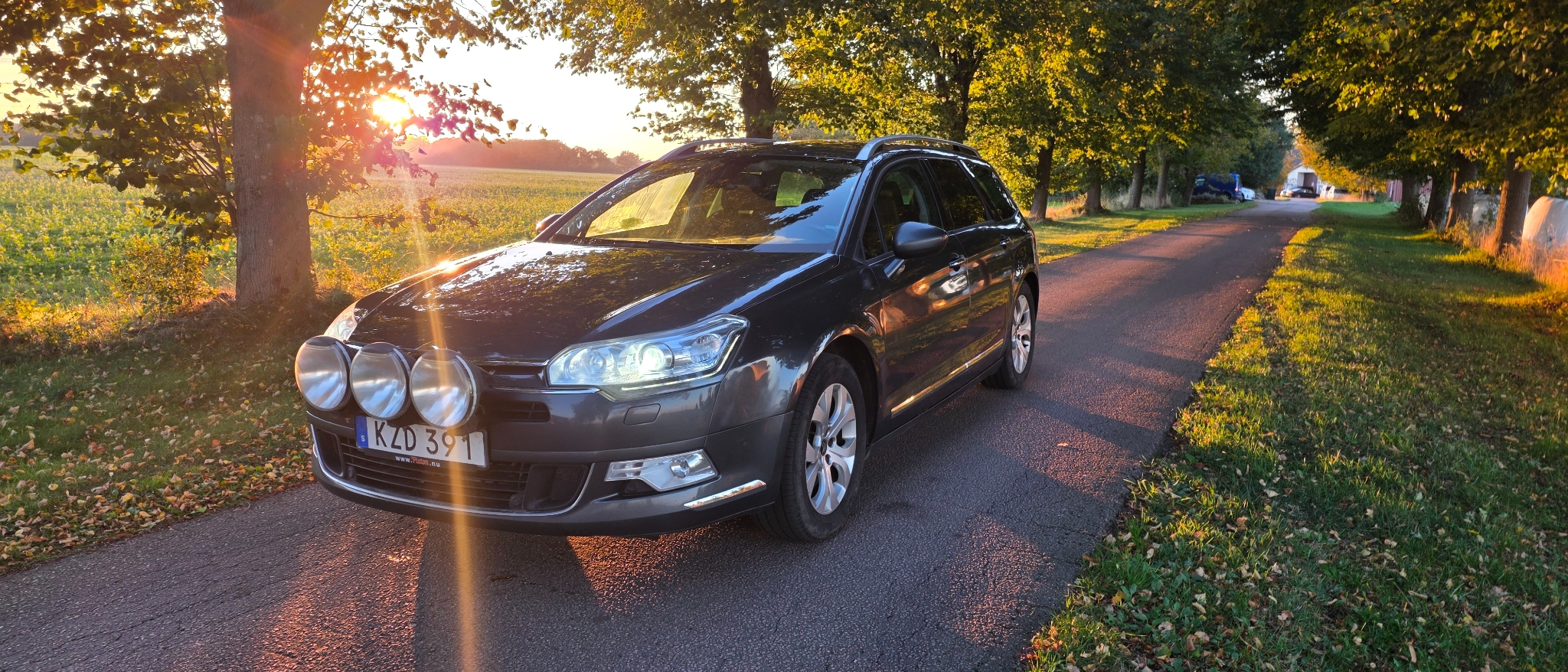 Citroen C5 BlueHDi 180 2016, bild 2/10