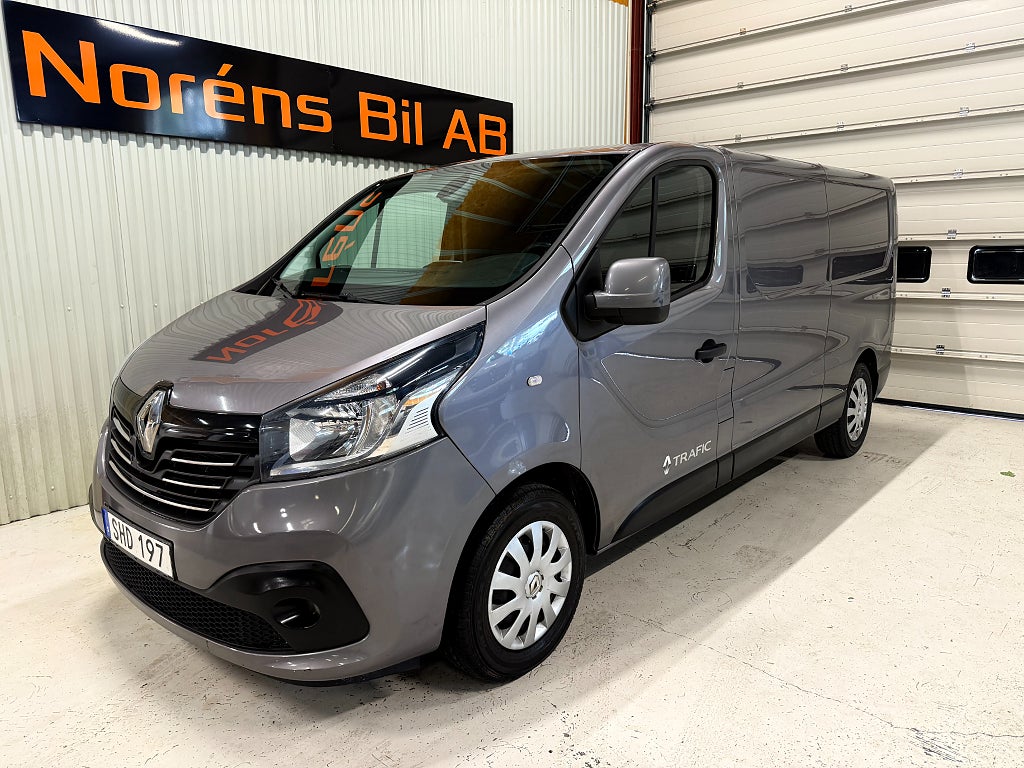 Renault trafic 1.6 dCi 145HK L2 LÅNG INREDNING MOMS/LEASBAR 