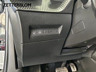 Halvkombi Peugeot 2008 15 av 16
