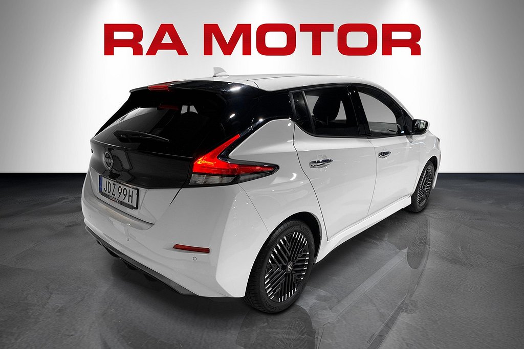 Nissan Leaf N-Connecta|40kWh|Värmepump|360 kamera 2022