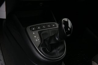 Halvkombi Hyundai i10 12 av 15