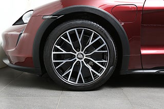 Kombi Porsche Taycan 29 av 31