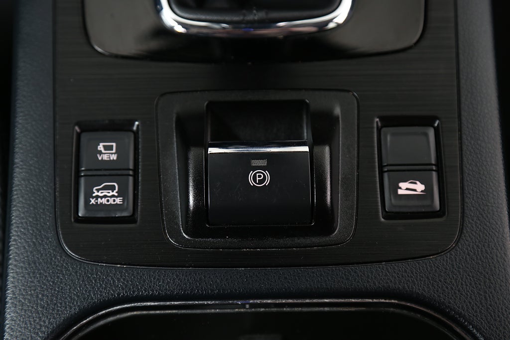 Subaru Outback 2,5i 175hk Active AWD Aut Motorv Dragkrok