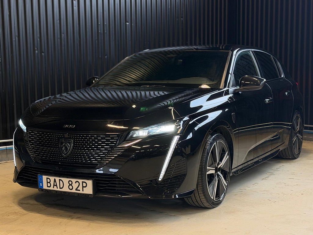 Peugeot 308 1.2 PURETECH 130 EAT GTPAKET / B-KAMERA / COCKPIT 131hk