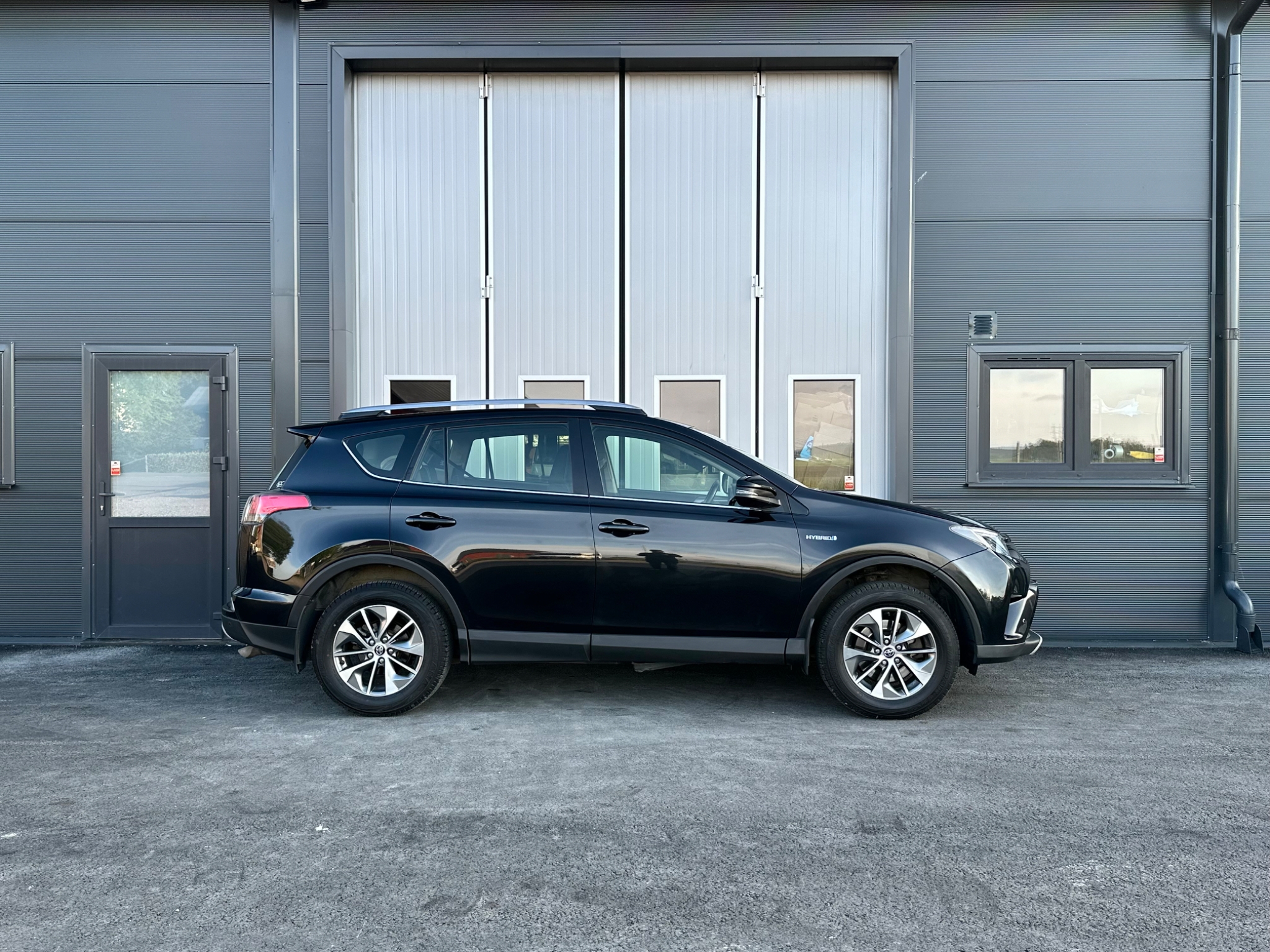 Toyota RAV4 2016, bild 3/43