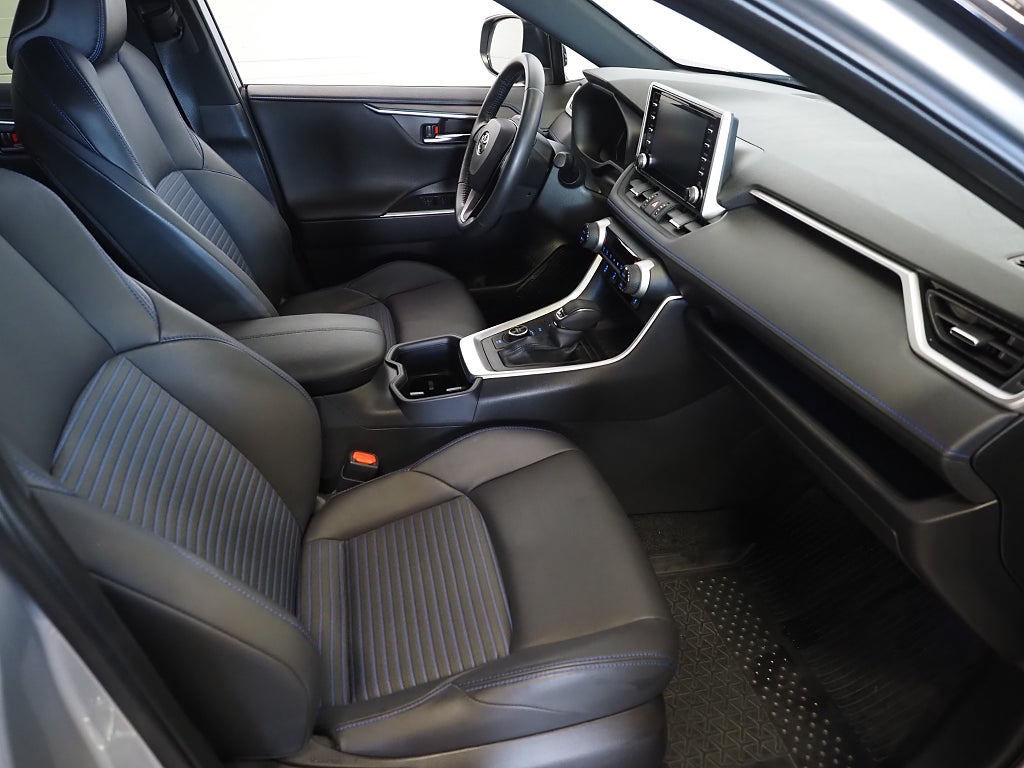 Toyota RAV4 Hybrid AWD-i E-CVT Style Kamera Dragkrok 2022