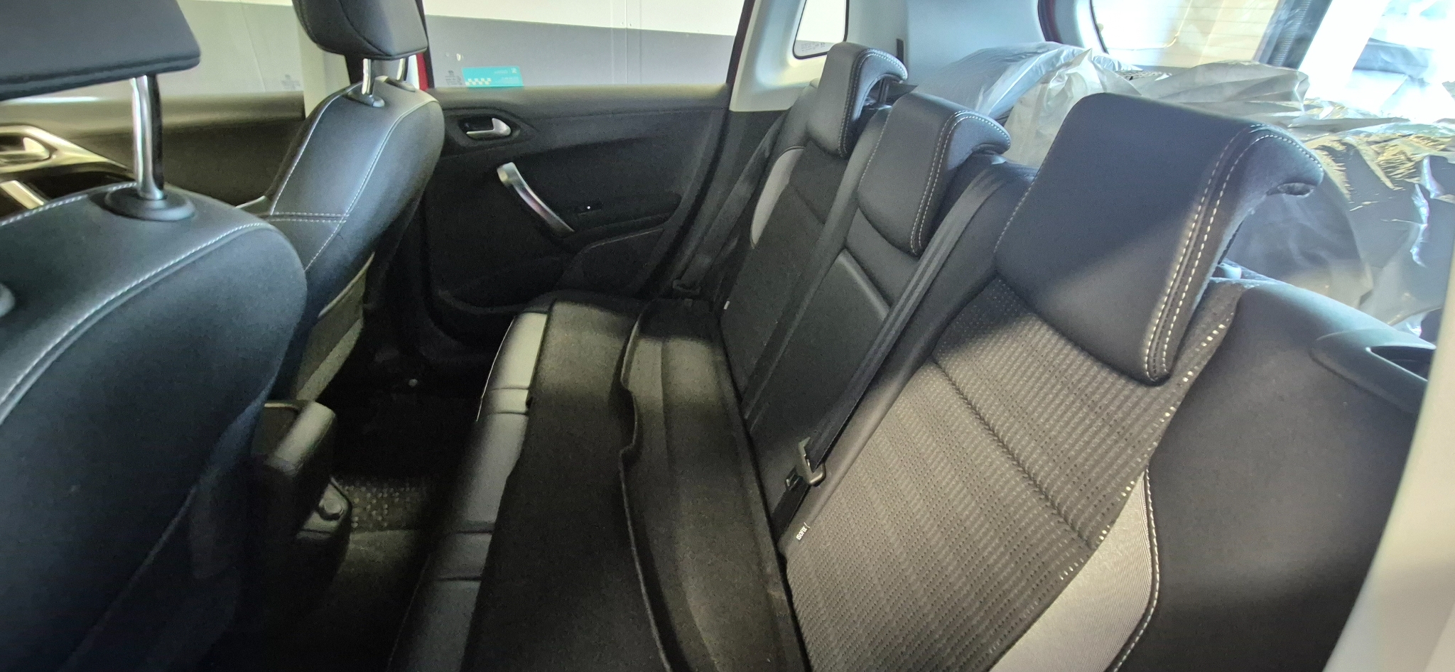 Dacia Duster 2019, bild 6/28