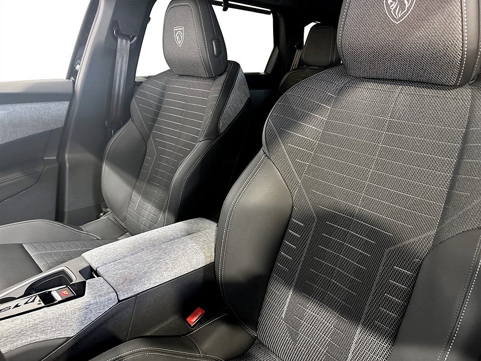 Bild på Peugeot 5008 GT Hybrid 145hk Aut KAMPANJ BRÄNSLE INGÅR