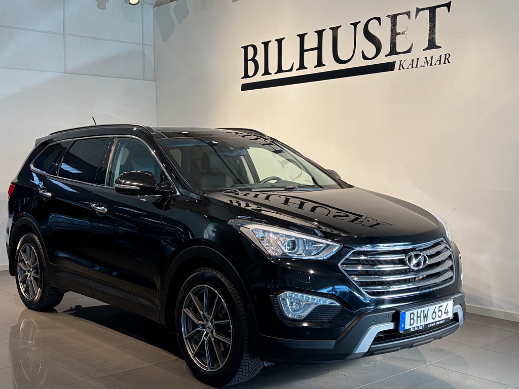 Hyundai Grand Santa Fe 7-Seater 2.2 CRDi 4WD Shiftronic Premium Plus Se Utr